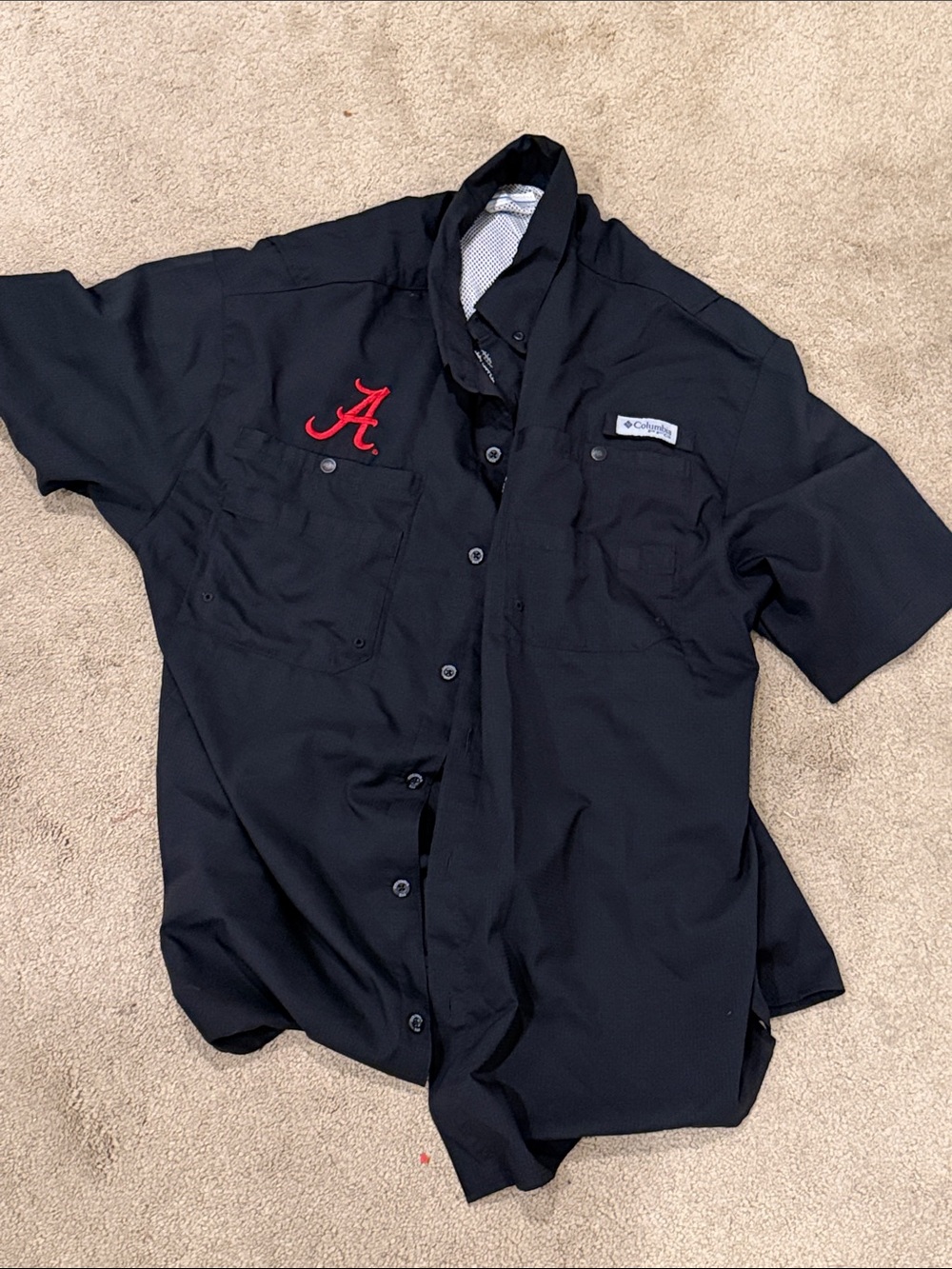 Columbia Black Short-Sleeve Button Down Shirt with Red 'A' Patch Alabama